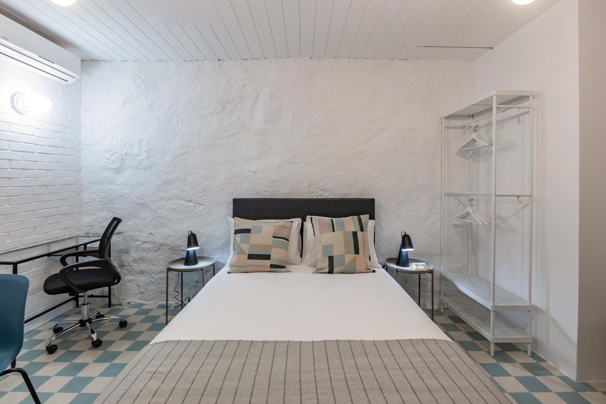 Victoria Studios @ Clerigos Porto Bilik gambar