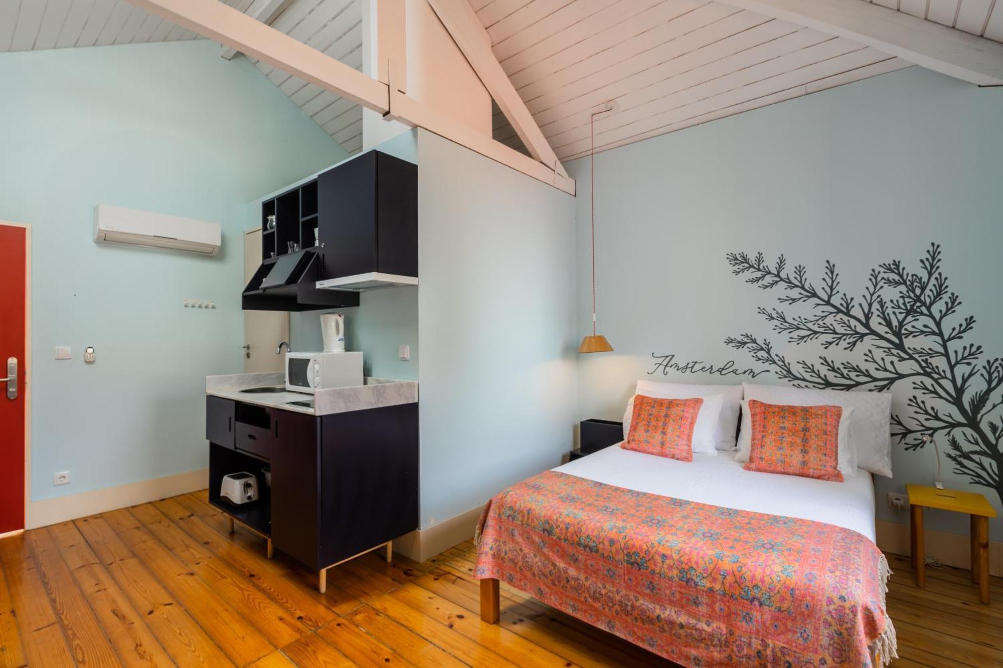 Victoria Studios @ Clerigos Porto Bilik gambar